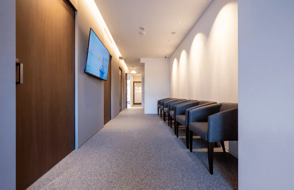 枚方市の歯医者　ひすい歯科の待合エリア