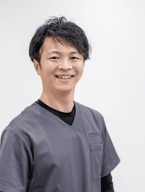 歯科医師　大本勝弘